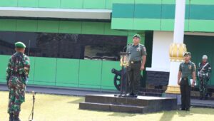 Semangat Juang dan  Kebersamaan Terus Berkobar, Prajurit Petarung Korem 132/Tdl Laksanakan Upacara Bendera di Bulan Ramadhan