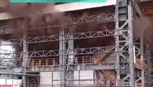 Diduga Smelter PT.BTIIG Kebakaran, Karyawan Lari Berhamburan