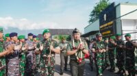 Luapan rasa bangga,Panglima  TNI Berikan Bantuan Uang Tunai untuk Kesejahteraan Prajurit Korem 132/Tdl