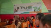 Vale Goes to School Edukasi Siswa Buat Pupuk Kompos Demi Jaga Lingkungan