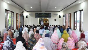 Kodim 1311 Morowali Gelar Shalat Idul Adha Bersama Prajurit, Persit dan Masyarakat 