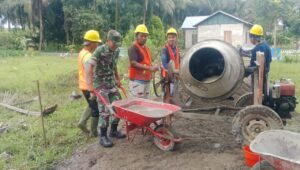 Praka Sriyanto, Berpartisipasi Gotong Royong Pembangunan Jalan Tani di Desa Pokeang