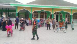 Babinsa Kodim 1311-05 Morowali,  Amankan Pawai Sepeda Santai Anak Santri Sambut 1 Muharam 1446 H 