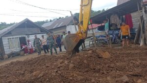 Luar Biasa, Koramil 1311-02 Bungku Selatan Bedah Rumah Tinggal Tidak Layak Huni (RTLH) 