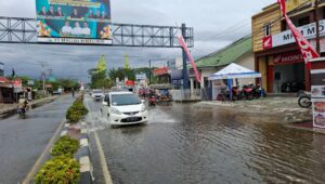 Jalan Trans Sulawesi  Morowali Banjir 