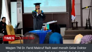 Mayjen TNI Farid Makruf Raih Gelar Doktor Cumlaude dari Universitas Tadulako