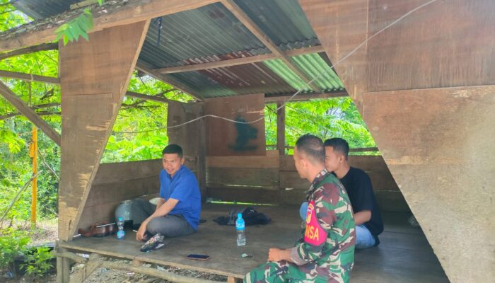 Babinsa  Koramil 1311-02 Bungku Selatan  Kopda Irfan, Komsos Bersama Warga Binaan