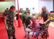 KASAD Bercengkrama dengan Ibu Disabilitas di Morowali