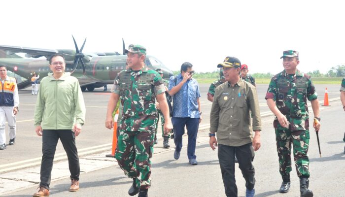 KASAD Disambut Hangat Bupati dan Ketua DPRD Kabupaten Morowali