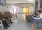 Serma Aris Prayogo Komsos Bersama Pemerintah Desa Bete- bete
