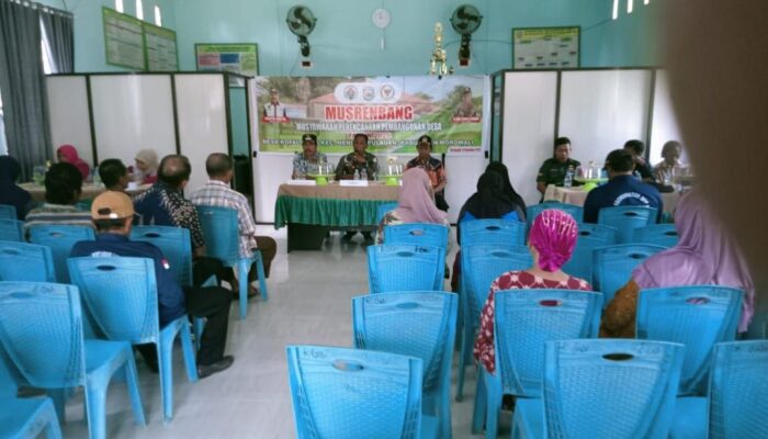 Babinsa Koramil 1311-07 Menui Kepulauan, Hadiri Musrenbang Tingkat Desa Kofalagadi