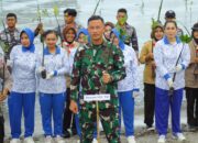 Peringati HUT Ke-79 TNI,Korem 132/Tdl dan Lanal Palu Lestarikan Lingkungan Lewat Penanaman Mangrove