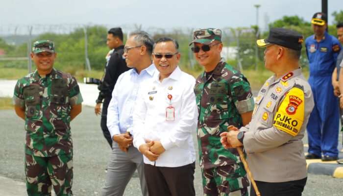 Pangdam XIII/Merdeka bersama Kapolda Sulteng Lepas Keberangkatan Menteri Pertanian: Memperkuat Kolaborasi untuk Ketahanan Pangan