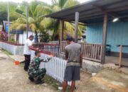 Babinsa Koramil 1311-06 , Kerja Bakti  Bersama Warga Desa Matube 