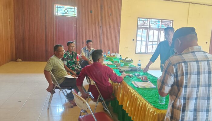 Serma Harus,Pererat Silaturahmi dengan Aparatur  Desa Tompira Kabupaten Morowali Utara