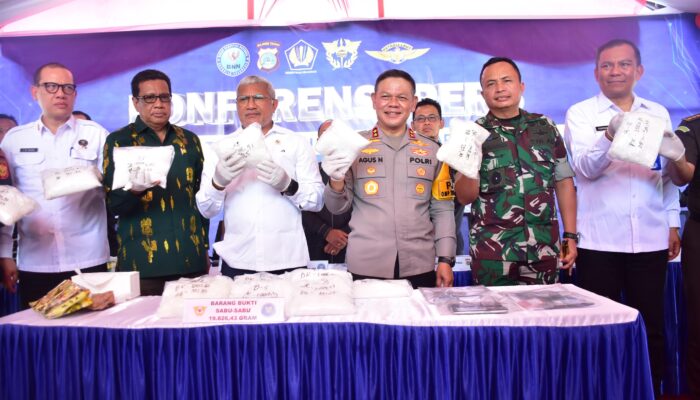 Brigjen TNI Deni Gunawan Hadiri Konferensi Pers Pengungkapan Kasus Tindak Pidana Narkotika Jaringan Internasional