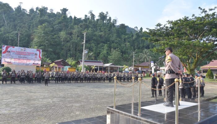 Kapolres Morowali Utara pimpin Apel Pergeseran Pasukan Pengamanan TPS