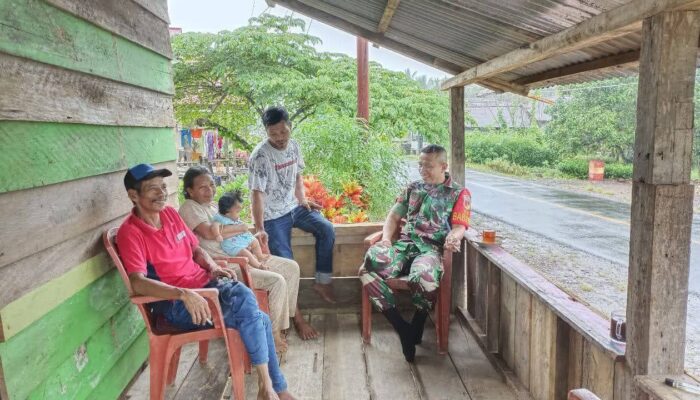 Babinsa Koramil 1311-06 Bungku Utara, Himbau Masyarakat Jaga Kondusifitas Pasca Pilkada