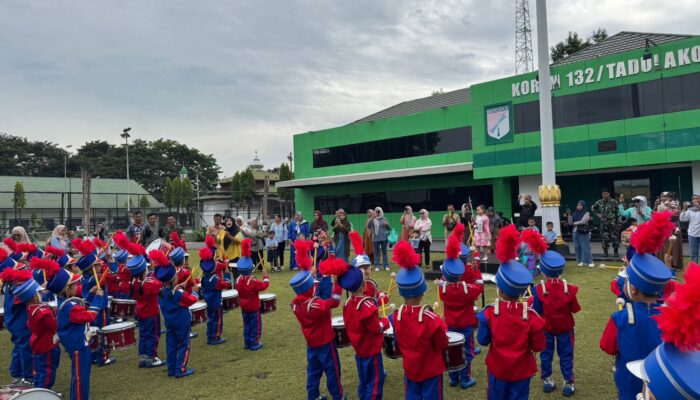 Luar Biasa Antusias, TK Pertiwi Provinsi Kunjungi Korem 132/Tadulako