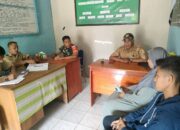 Babinsa Koramil 1311-03  Komsos Bersama Pemerintah Desa Kolaka 