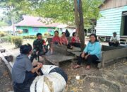 Babinsa Koramil 1311-06 Komunikasi Sosial di Wilayah Binaan Desa Pandauke