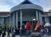 Ratusan Buruh Morowali Tolak UMSK Tahun 2025
