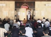 Korem 132/Tdl Sholat Jumat dan Berbagi Berkah:Menjalani Hidup dengan Bersyukur