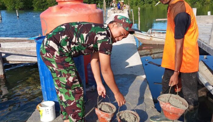 Praka Arham Kerja Bakti Pembuatan Tanggul 