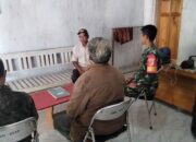 Babinsa Bungku Utara Komsos di Desa Tanakuraya