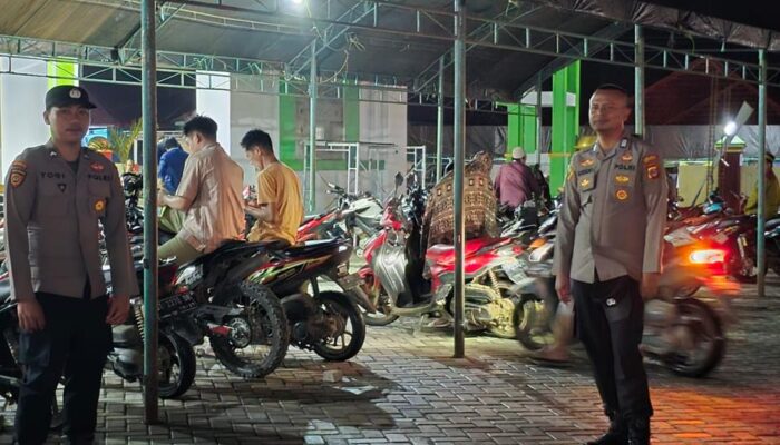 Polres Morowali Pengamanan Shalat Tarawih 