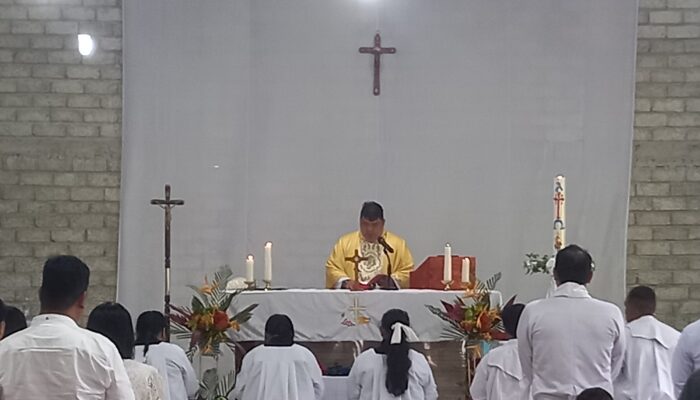 Di Morowali, Perayaan Hari Paskah Gereja Kotolik Stati Santa Theresia Dari Kanak-Kanak Yesus Berlangsung Khidmat