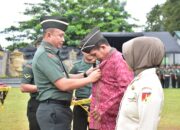 Danrem 132/Tdl Berangkatkan Rombongan Jamaah Umroh Penghargaan dari Panglima TNI