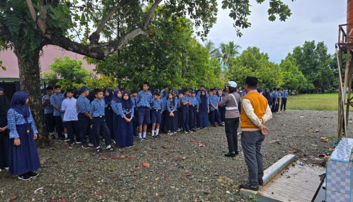 Satlantas Polres Morowali Gelar “Police Go to School” dan Edukasi Safety Riding di SMP Negeri 2 Bungku