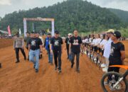 Kapolres Morowali Utara Sumbang Satu Unit Motor, Meriahkan Mayday Gasstrack Morut