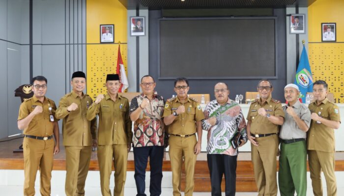 Dorong SDM di Kawasan Industri, Pemkab Morowali Apresiasi Program Pascasarjana Hukum Pertambangan