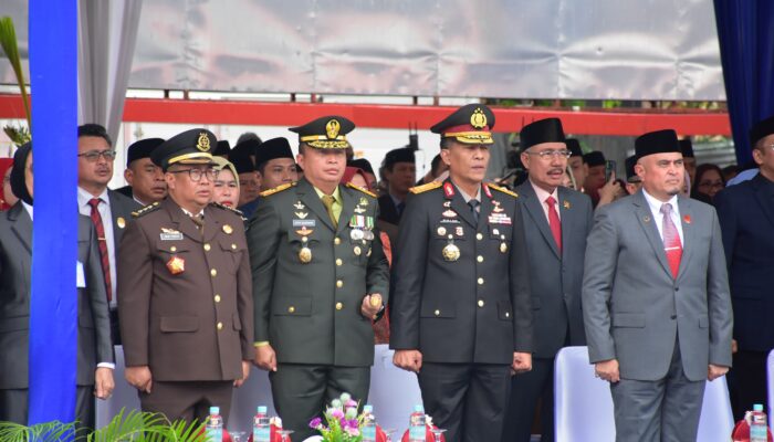 Danrem 132/Tadulako Hadiri Pelantikan Bupati dan Wakil Bupati Parigi Moutong serta Banggai Masa Jabatan 2025–2030