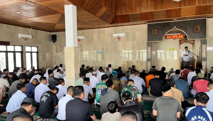 Korem 132/ Tdl Jumat Berkah: Introspeksi Diri di Bulan Zulhijah