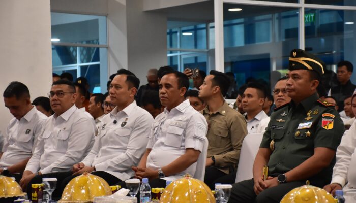 Sinergi Pusat dan Daerah: Danrem 132/Tdl Hadiri Penyerahan Sertifikat Tanah Bersama Menko AHY dan Gubernur Sulteng