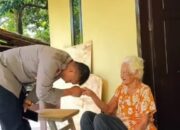 Lansia di Luwu Timur Menangis Haru Saat AKBP Zulkarnain Pamit Tugas ke Morowali