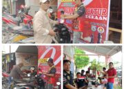 Jelang Hut RI ke-80, PWI Morowali Bagikan Bendera Merah Putih