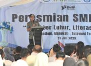 Bupati Iksan, Resmikan SMP IMIP di Bahodopi