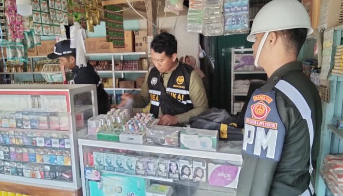 Operasi Pasar Peredaran Rokok Ilegal antara Bea Cukai Morowali dengan Subdenpom Morowali