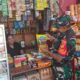 Babinsa Koramil 1311-09/Bahodopi, Komsos dan Cek Harga Sembako di Desa Fatufia