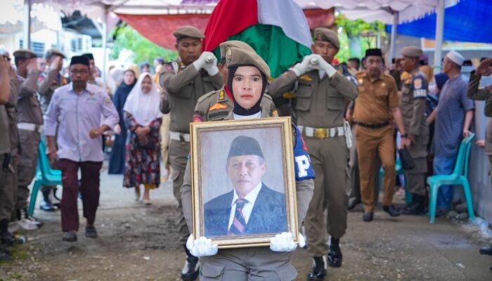 Sekda Morowali Yusman Mahbub Pimpin Upacara Pelepasan Jenazah Plt Kadis Perkimtan, Yusfatan Djanat