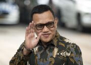 Abdul Kadir Karding – Kesederhanaan Seorang Perantau dalam Istana