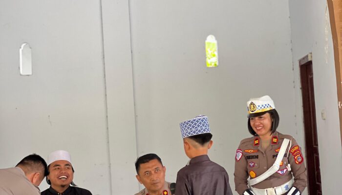 HUT ke-70, Satlantas Polres Morowali Gelar Polantas Menyapa Go to Pesantren