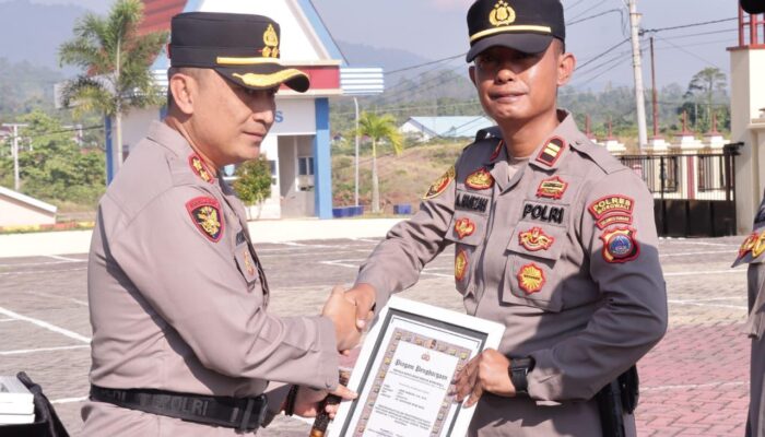 Kapolres Morowali Apresiasi 7 Personel, Berhasil Ungkap 7 Kasus Curanmor