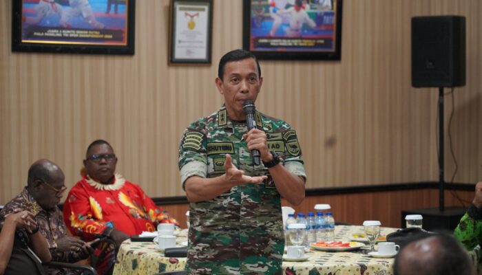 Pangdam Kasuari, Ajak Tokoh Adat dan Kepala Suku Bersatu