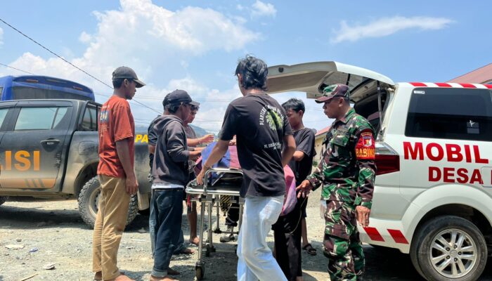 Babinsa  Evakuasi Jenazah,  di Kos-Kosan Desa Bahodopi
