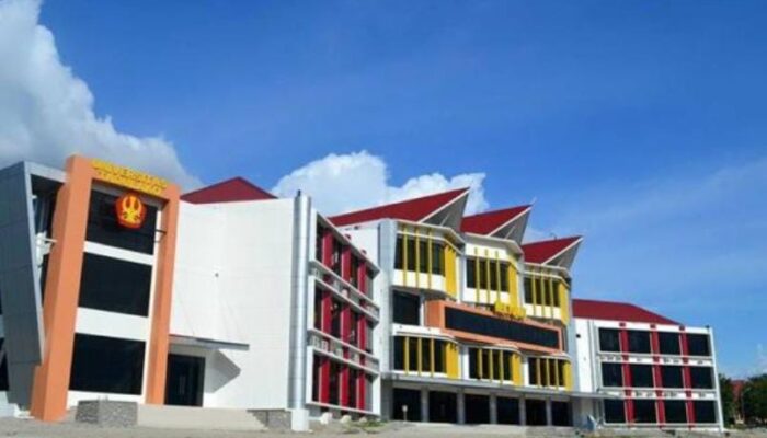 Terkait Penyesuaian Masa Jabatan  Pejabat Untad, Ini Jawaban Humas